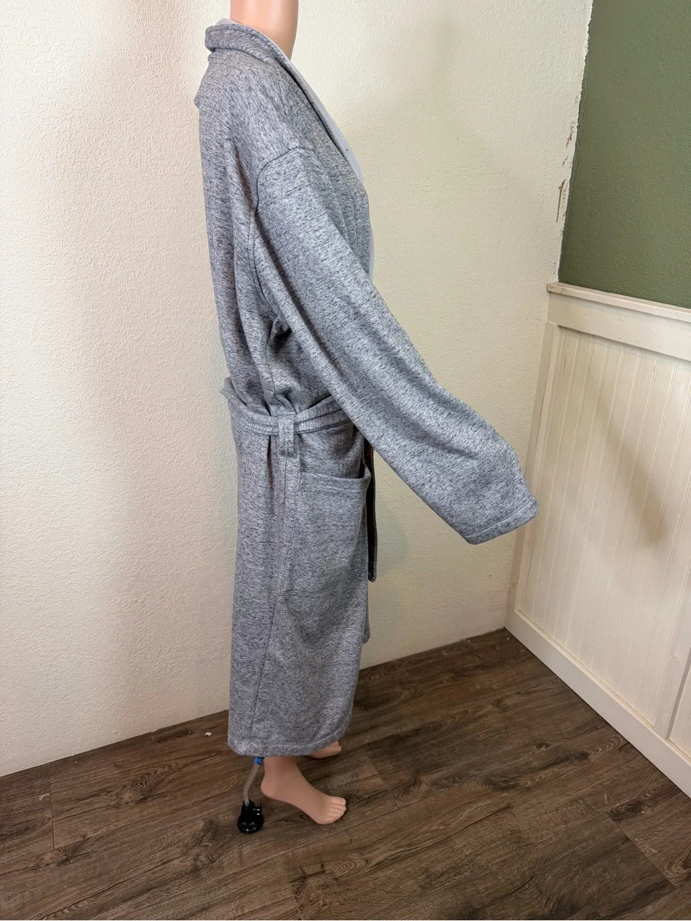 UGG Grey Bathrobe Size Medium/Large Unisex
